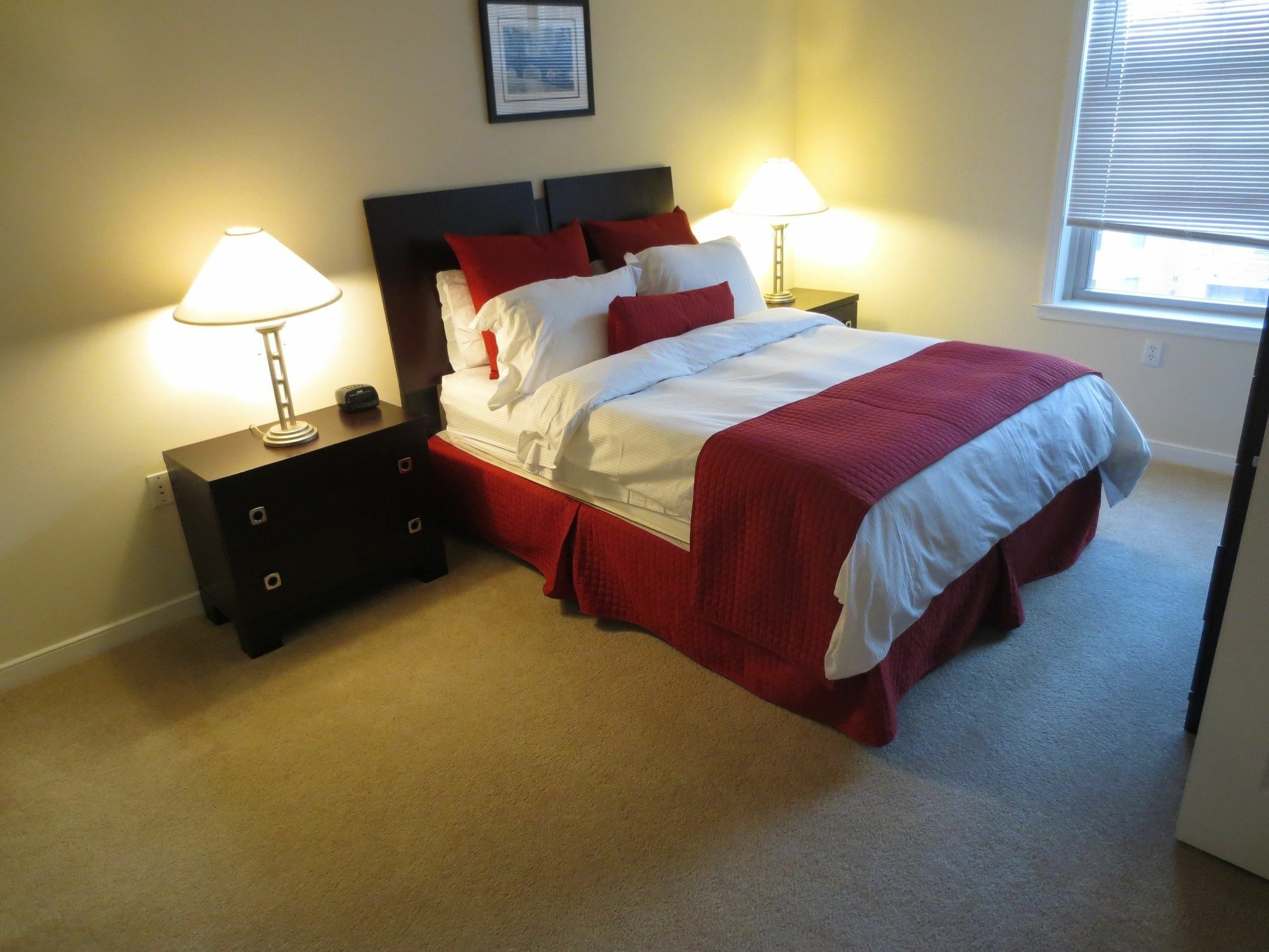 Global Luxury Suites At M Street Washington Eksteriør billede